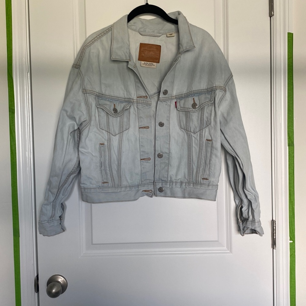 Light Wash Levi Jean Jacket